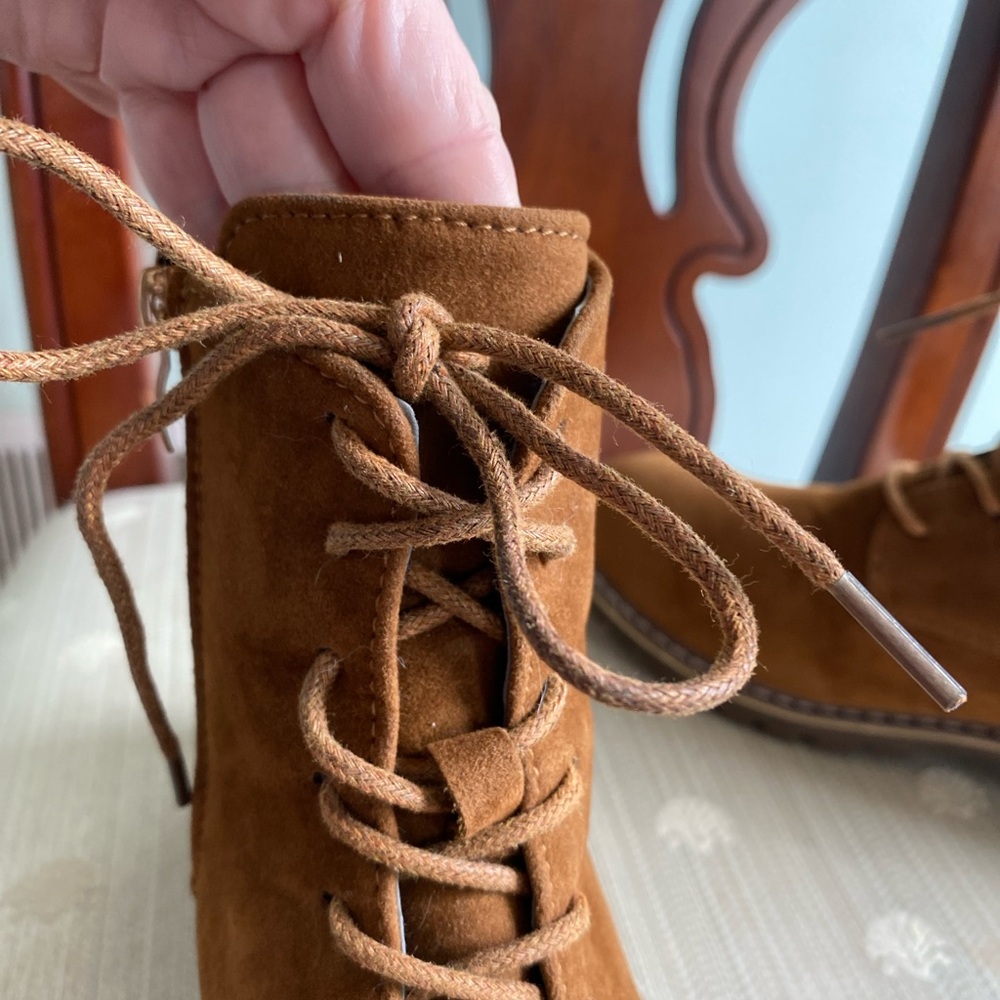 SHEIN EUC Brown Suede Ankle Boots - Picture 9 of 15